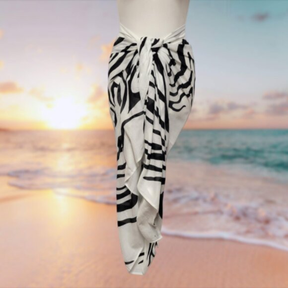 Womens Sarong Cotton Wrap, Handpainted Batik Wrapskirt Beach Pareo Beachwear-NEW - Picture 2 of 5